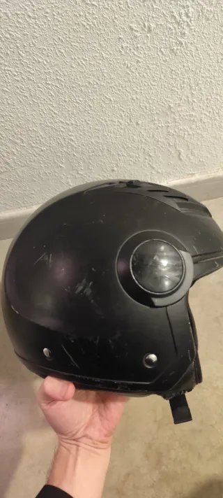 Casco LS2 Negro con Rayas Amarillas