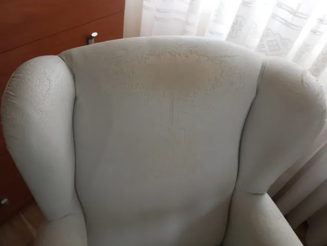 Sillón de lactancia blanco
