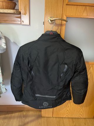 Chaqueta de moto negra