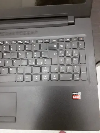 Lenovo Ideapad 110-15AST Non Testato