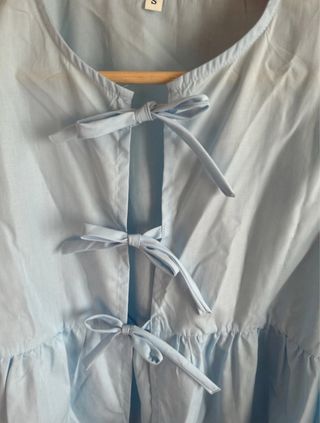 Camisa azul popelín lazo talla M