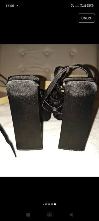 Scarpe con tacco in raso