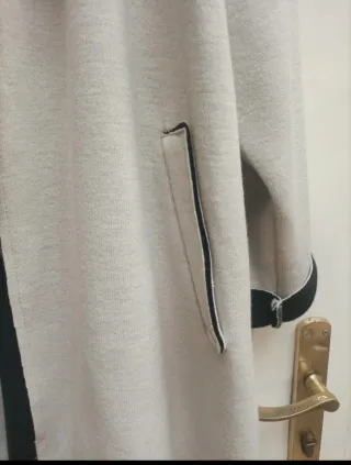Abrigo punto talla única beige/negro