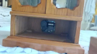 Joyero de madera con música