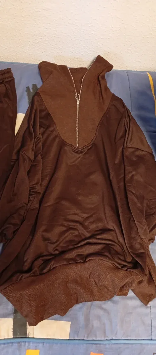 Conjunto chándal marrón