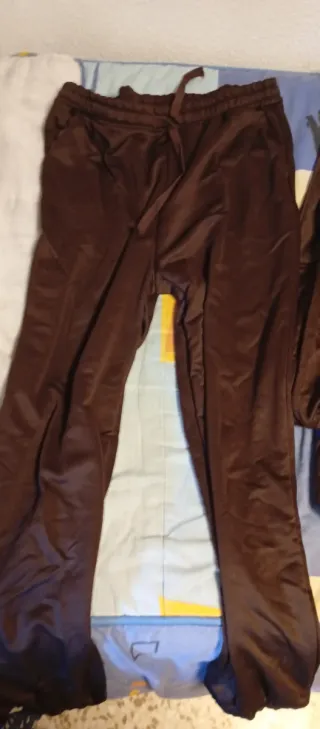 Conjunto chándal marrón