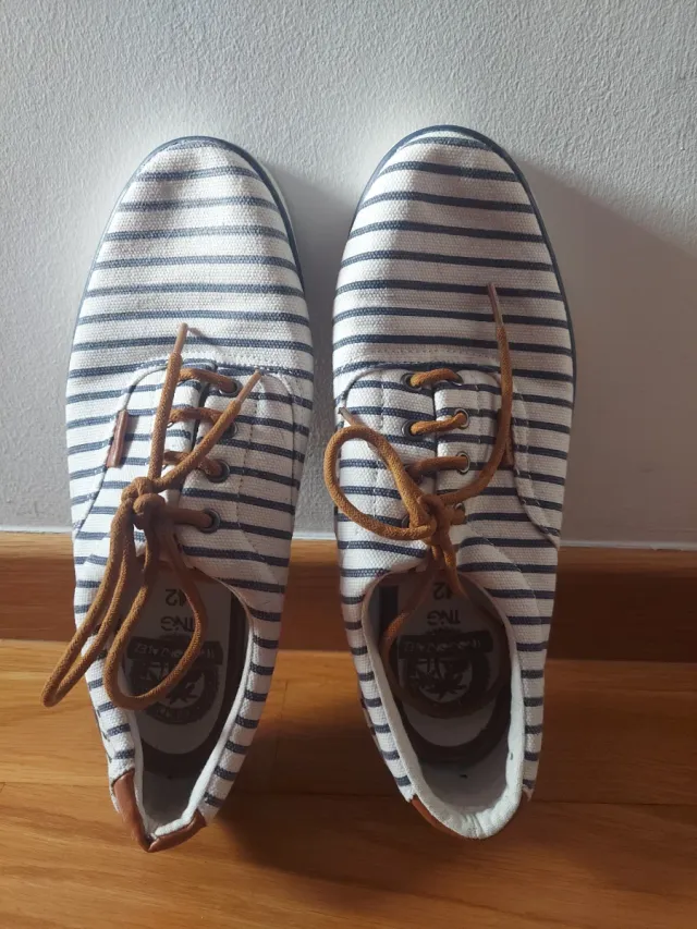 Zapatillas de lona a rayas Talla 42