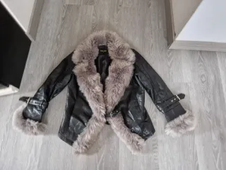 Cazadora Wild Side cuero sintético Negra con Borre