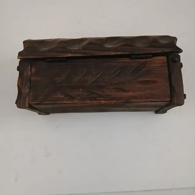 Scatola artigianale in legno