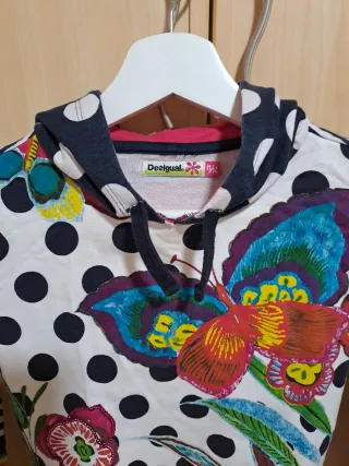 Sudadera Desigual niña capucha estampada