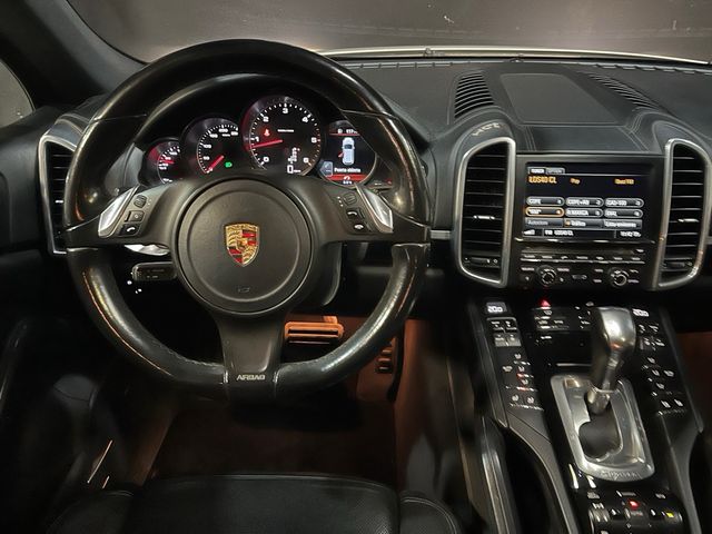 Porsche Cayenne *1 Año Garantia*