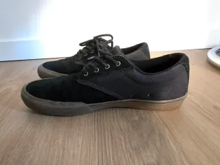 Zapatos Etnies Negros y Marrones