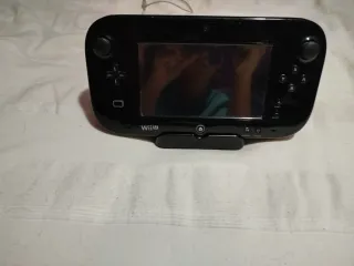 Nintendo Wii U + 4 Juegos