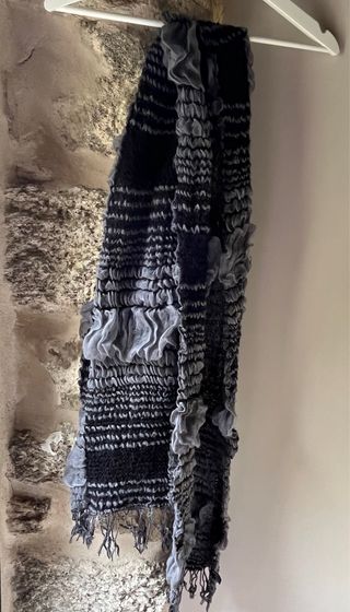 Foulard elástico fiesta negro y gris