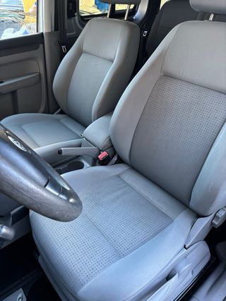 Volkswagen Caddy 2009