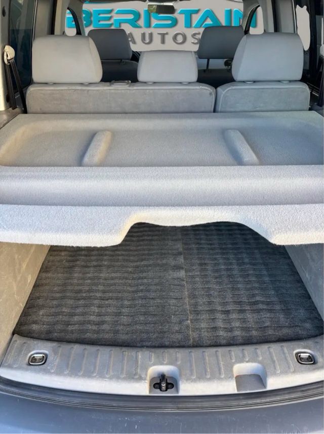 Volkswagen Caddy 2009