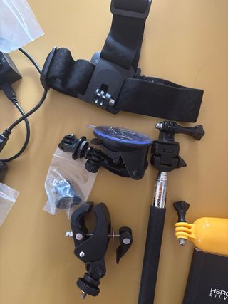 GoPro Hero 4 Silver + Accesorios