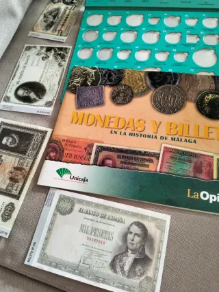 Álbum Monedas y Billetes La Opinión Málaga