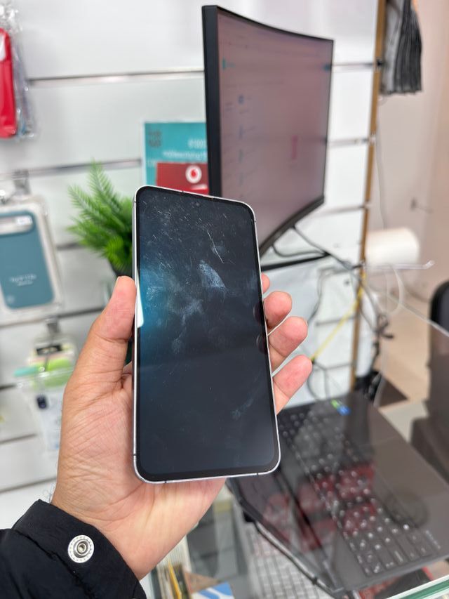 Samsung S24 FE 128GB Grigio