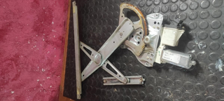 Motor elevalunas delantero izquierdo 992045