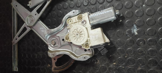 Motor elevalunas delantero izquierdo 992045