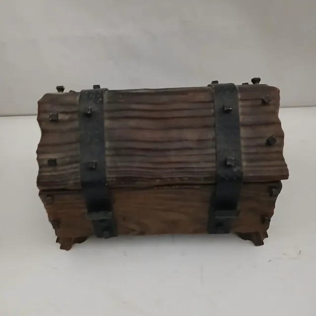 Scatola Artigianale in Legno e Metallo