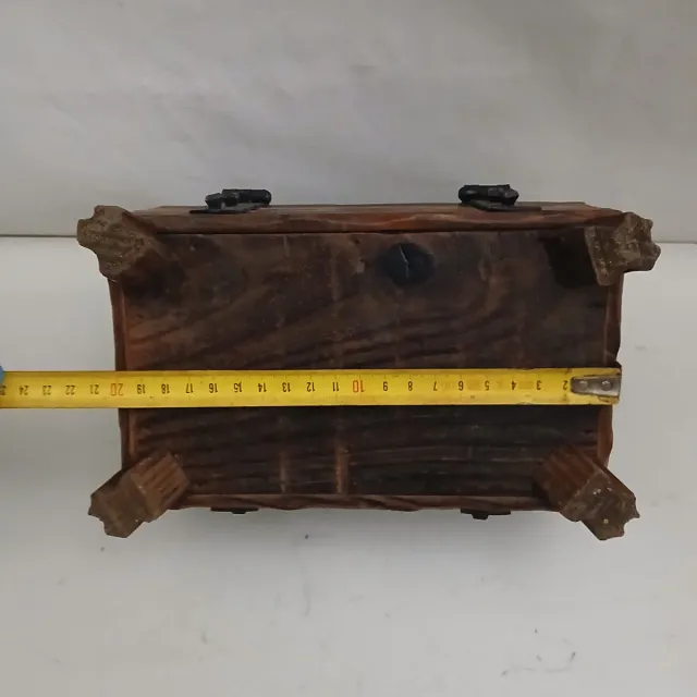 Scatola Artigianale in Legno e Metallo