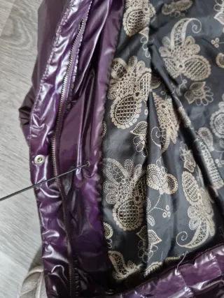 Praka acolchada mujer morada