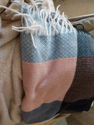 Bufanda de cuadros. Multicolor. 67x187 cm