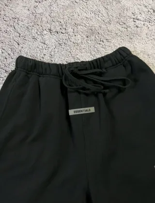 Pantaloncini Essentials Neri Taglia M