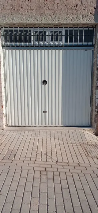 Altillo ventana más rejas