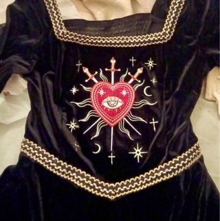 Vestido Negro Terciopelo Corazón