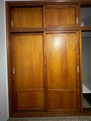 Puertas correderas armario madera