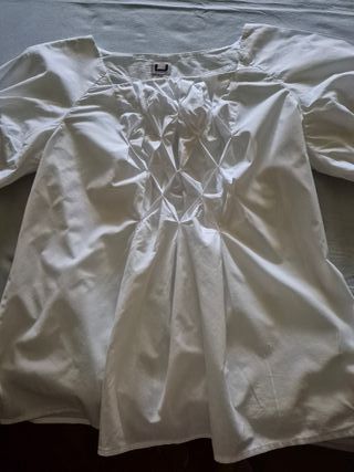 Blusa blanca U. talla 44