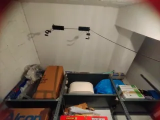 Trastero pie de calle  con estanterias en Gijón