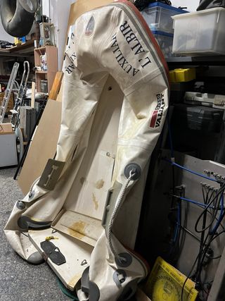 neumática auxiliar semirrígida.