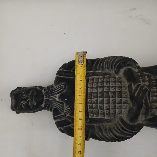 Grande figura guerriero in terracotta