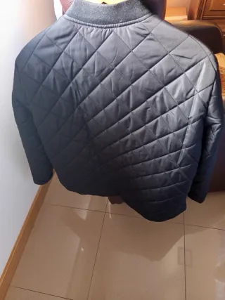 Chaqueta acolchada negra sin estrenar