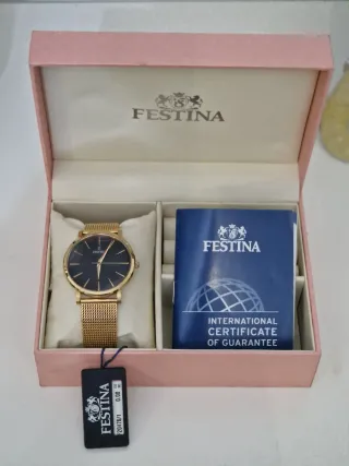 Reloj Festina Dorado y negro
