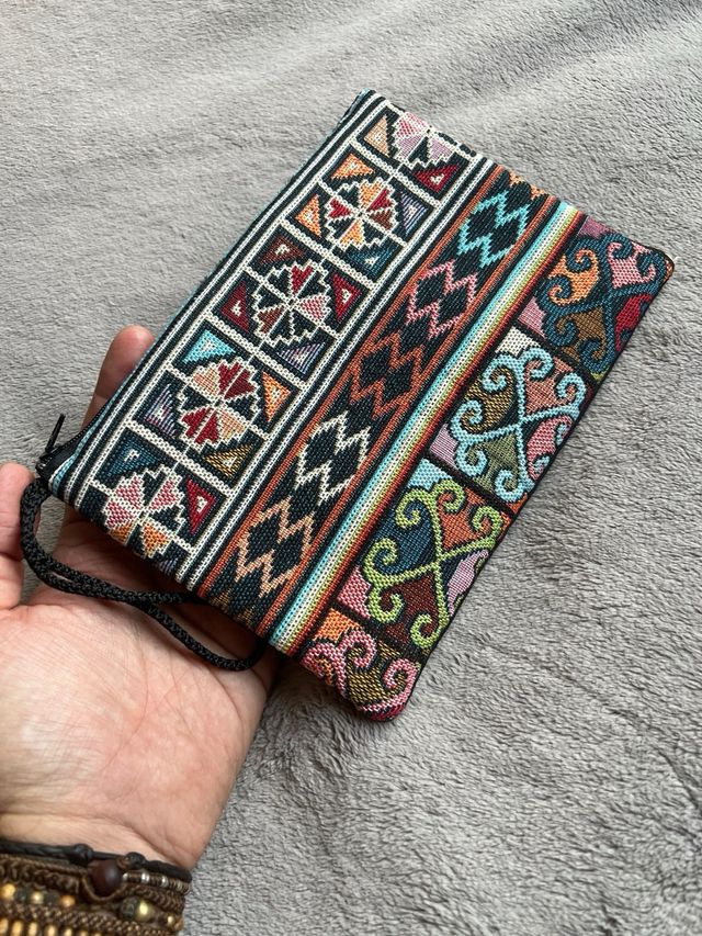 Neceser, cartera, bolsita tribal