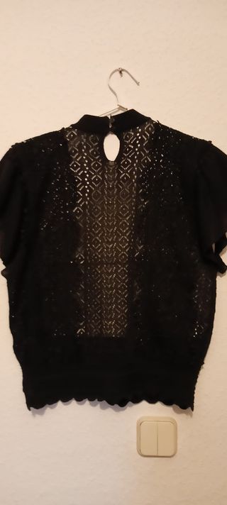 Camiseta negra encaje