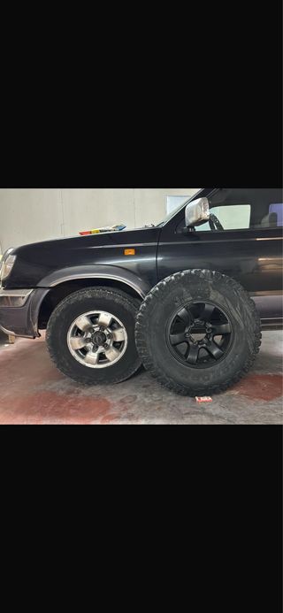 Ruedas 4x4 LT255/85R16 33''Patrol, Navara, Montero