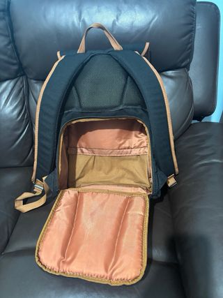 Mochila Tech Negra y Marrón TripIn