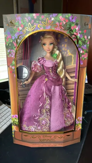 Bambola Disney Rapunzel edizione 15° anniversario