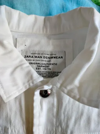 Chaqueta vaquera blanca Zara
