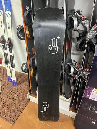 Bataleon Disaster+ 2023 Snowboard wide