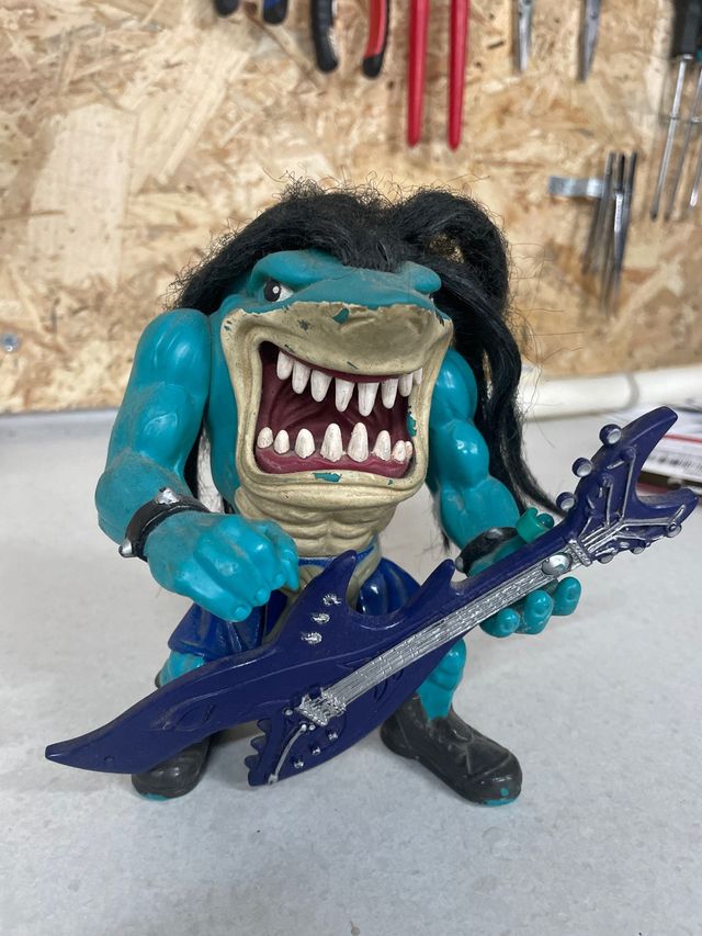 Street Sharks Tiburón Guitarra Figura Acción