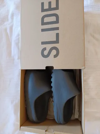Yeezy Slide Gris Talla 38 Originales