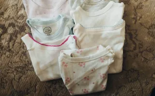 Conjunto 10 Bodies e 3 Calças Bebé Rapariga