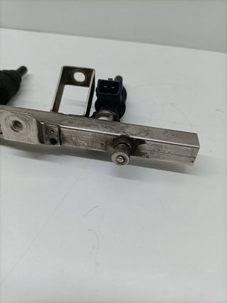 RAMPA INYECTORA BMW SERIE 5 BERLINA (E34)